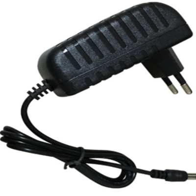 Блок питания 5V/2A (3.5x1,35) черный