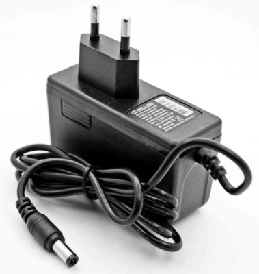 Блок питания универсальный 14,6V, 2А (5,5x2.5 мм)